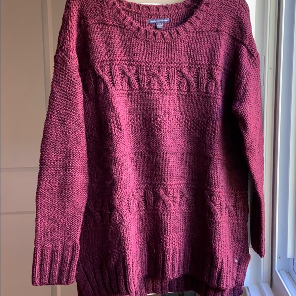 Maroon knit sweater